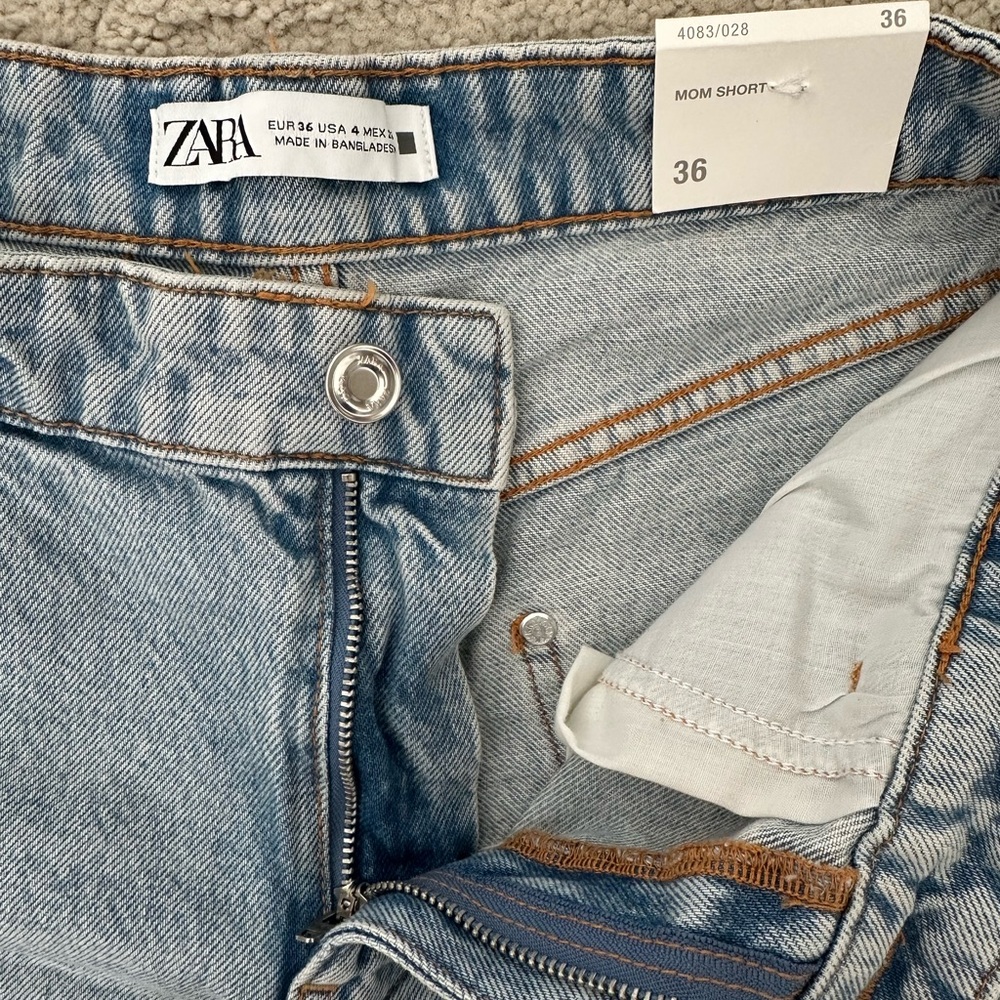 NWT Zara Mom Fit Mid Rise Denim Shorts (Size 4) - Picture 3 of 8